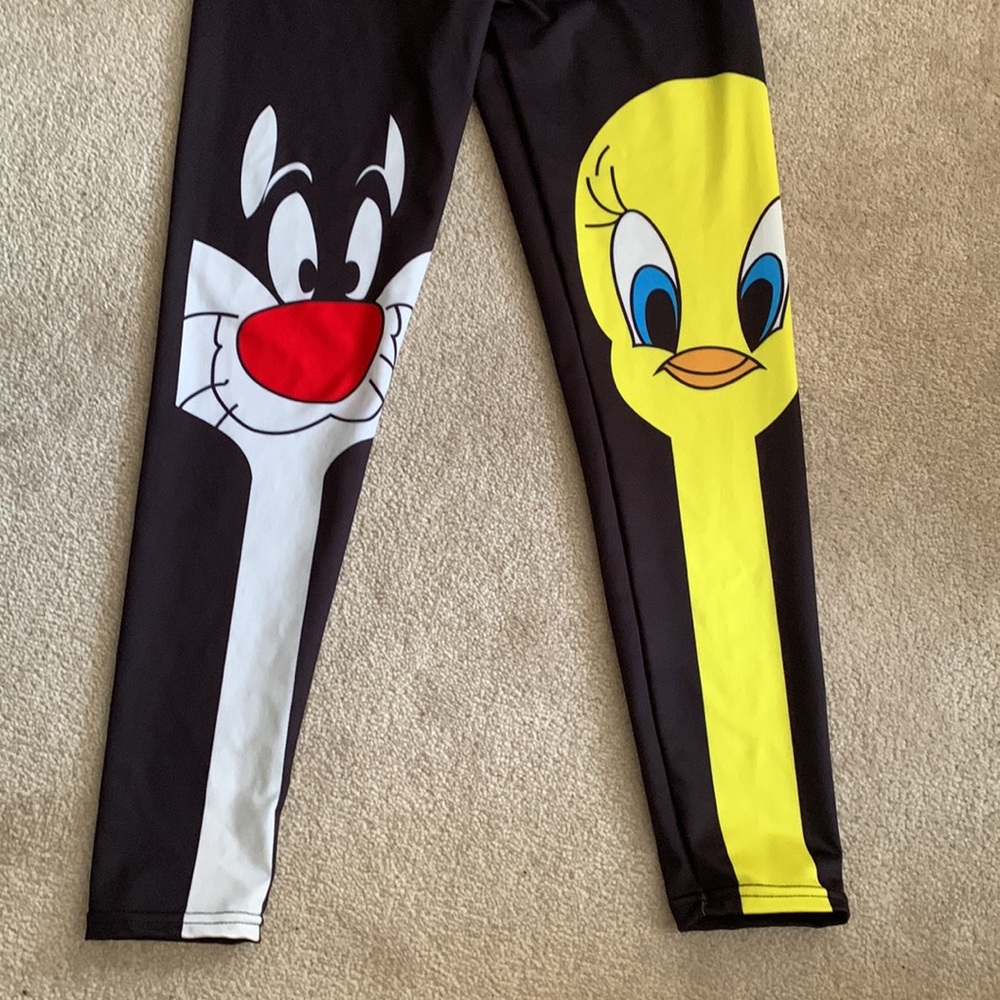 Cutest leggings ever! - Picture 5 of 10